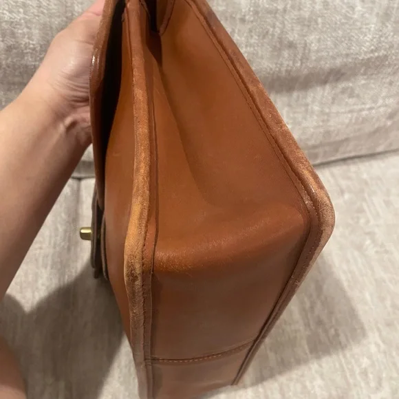 Vintage Coach Willis π - Picture 8 of 13